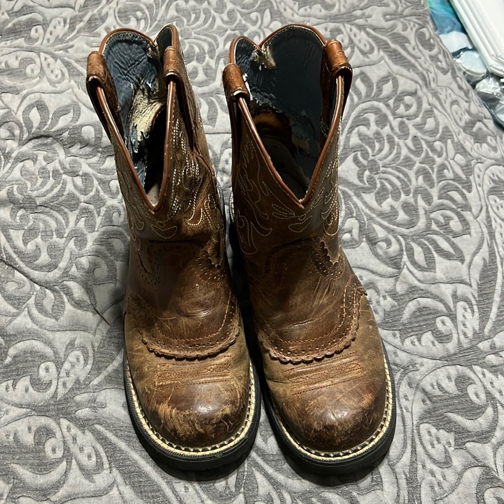 Size 8 Ariat Fat Baby Work-boot